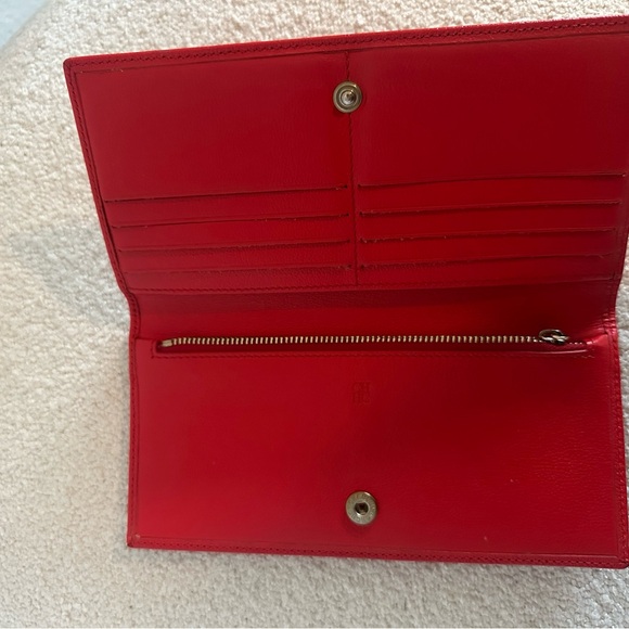 CH Carolina Herrera Red Wallet - Picture 3 of 9
